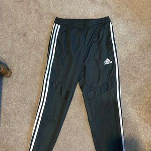 Adidas grey sweatpants only worn a few times